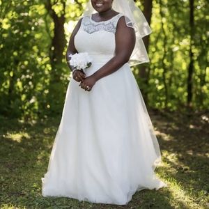 Plus size David's Bridal wedding gown